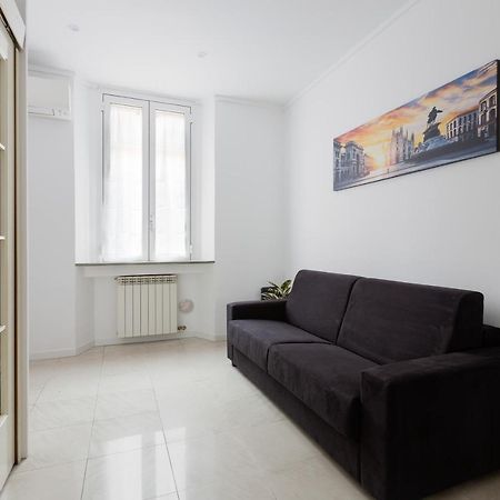 Famagosta M2 Subway Apartment Milan Bagian luar foto