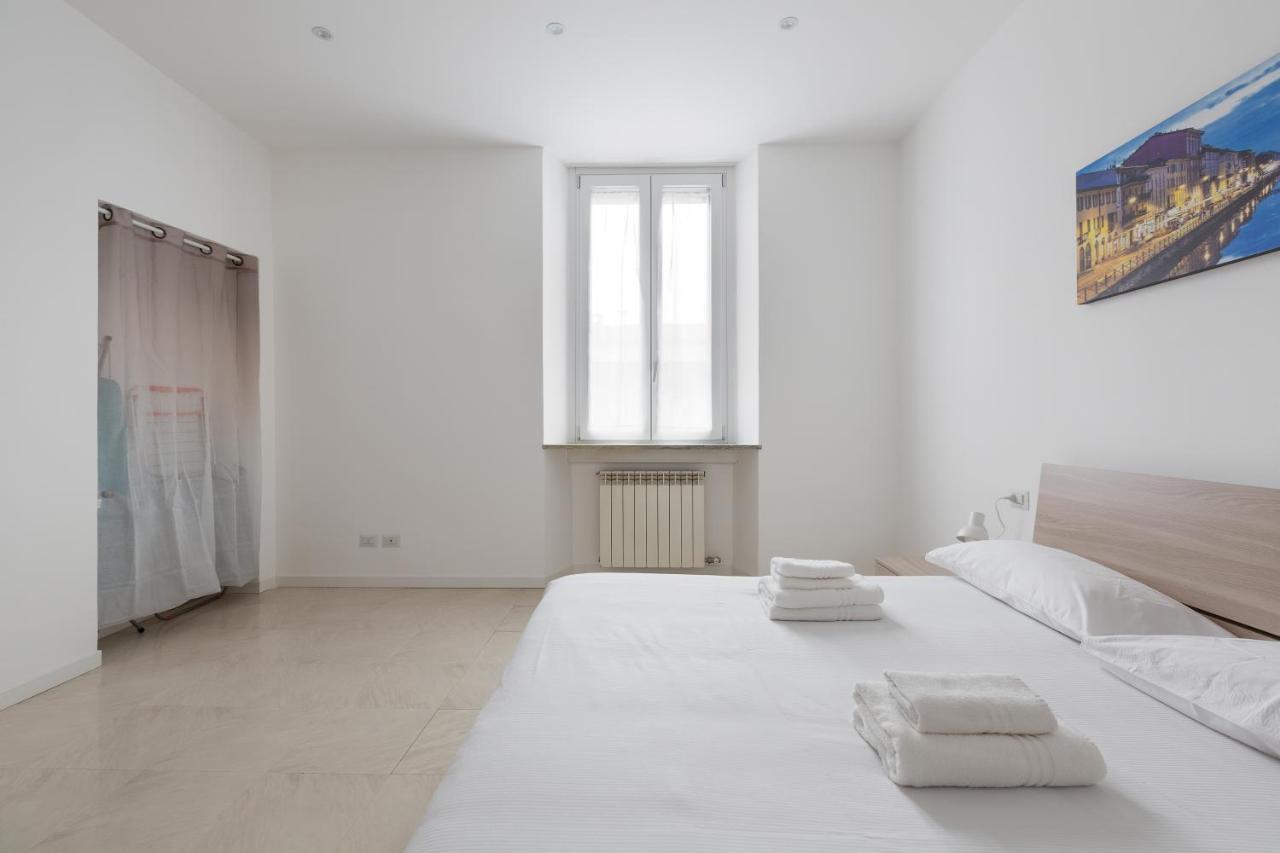 Famagosta M2 Subway Apartment Milan Bagian luar foto